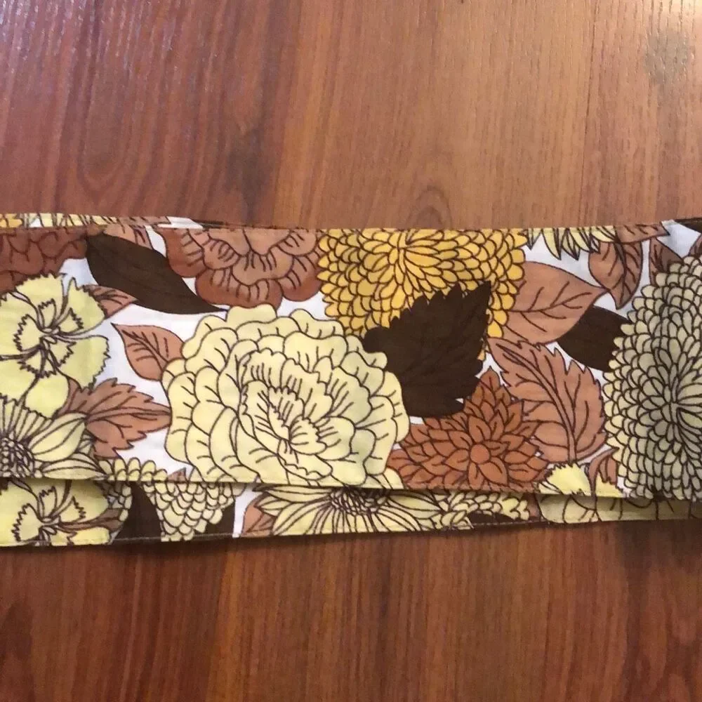 NWT LOFT Brown and yellow floral bamboo ring belt S￼